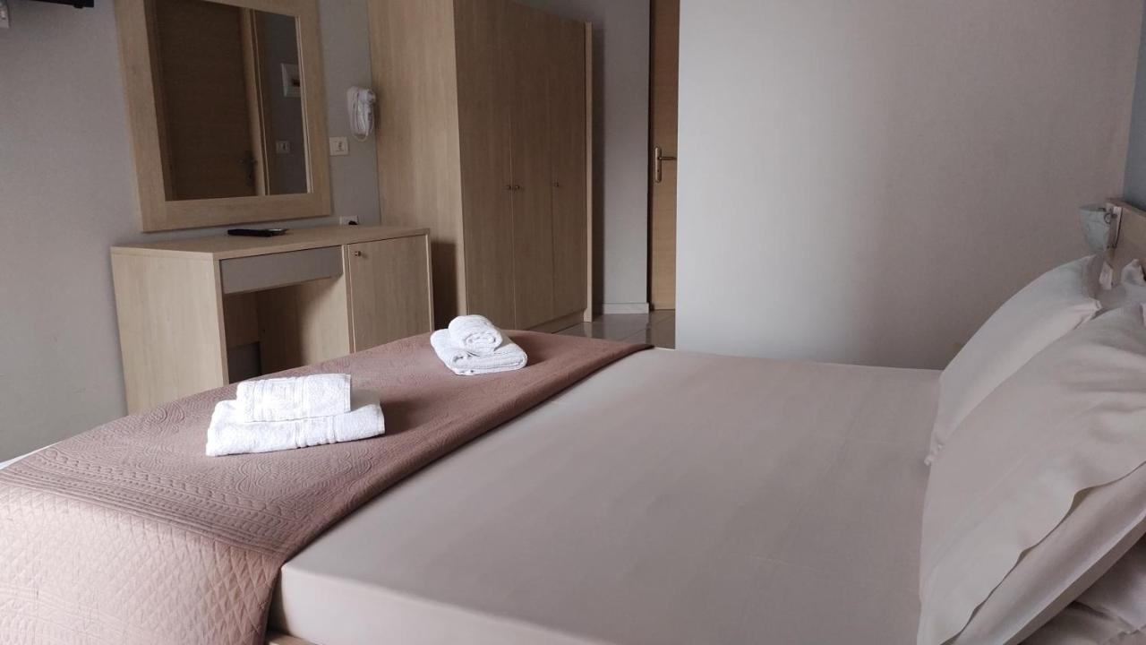 Delfini Hotel Nydri  Luaran gambar